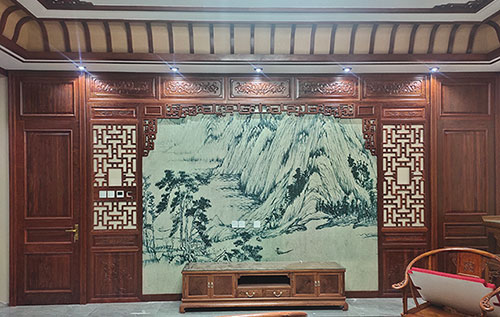 重庆中式仿古别墅客厅背景墙花格木作装饰